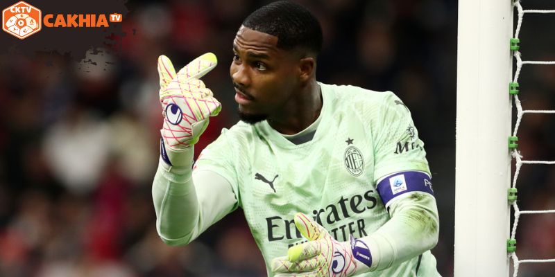 Mike Maignan - “Đôi găng vàng” quyết định cục diện Scudetto