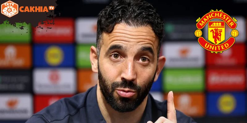 Sai lầm thay người: Fabregas gọi tên Amorim sau trận hòa tức tưởi